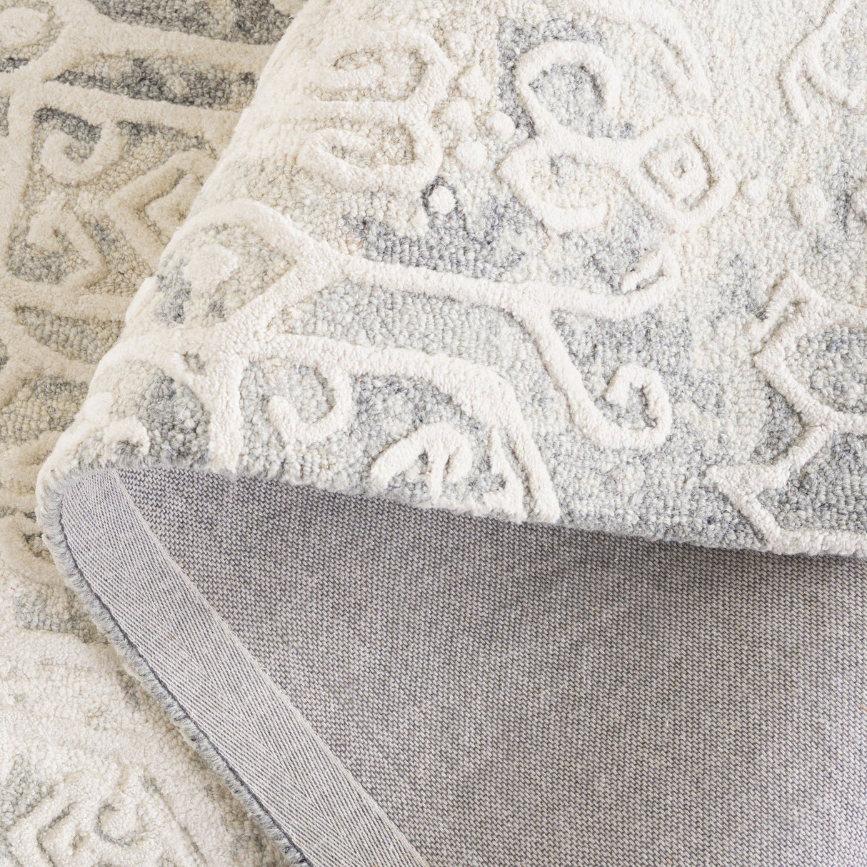 Safavieh Ebony Ebn130G Silver/Ivory Rug - Safavieh - ebn130g - 3