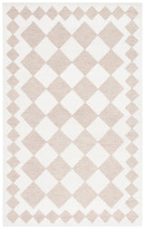 Safavieh Ebony 4'-0" x 6'-0" Rug in Beige / Ivory