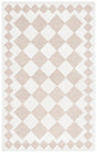 Safavieh Ebony 4'-0" x 6'-0" Rug in Beige / Ivory