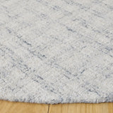 Safavieh Ebony 6'-0" x 6'-0" Rug in Light Grey / Ivory