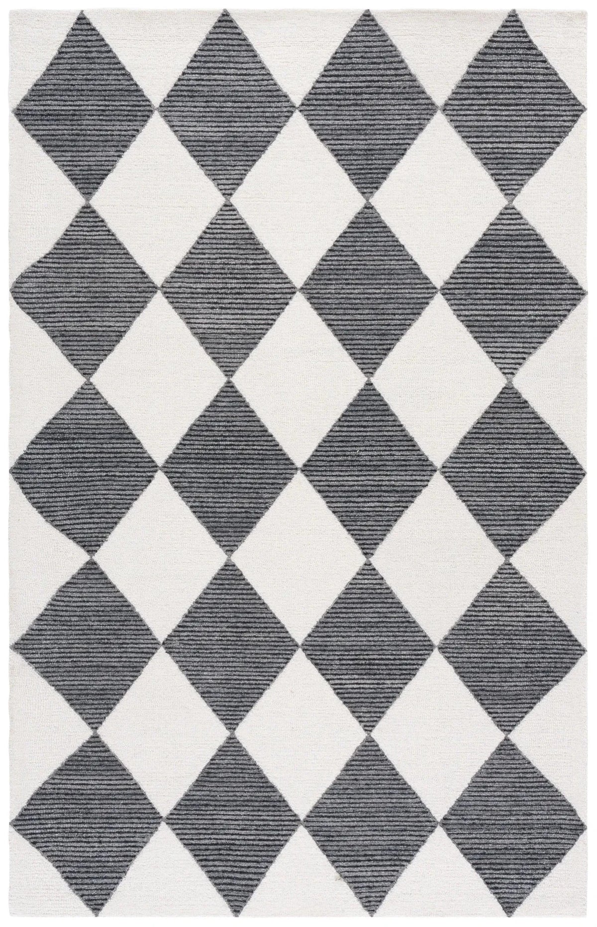 Safavieh Ebony 4'-0" x 6'-0" Rug in Ivory / Black
