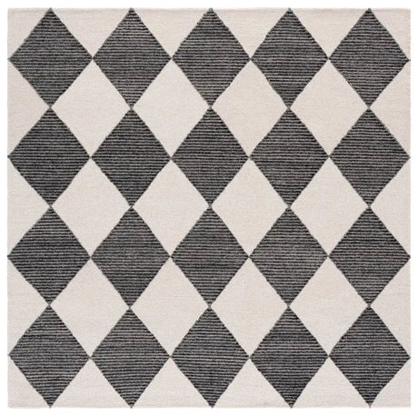 Safavieh Ebony 6'-0" x 6'-0" Rug in Ivory / Black