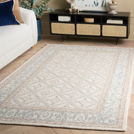 Safavieh Ebony 4'-0" x 6'-0" Rug in Grey / Ivory