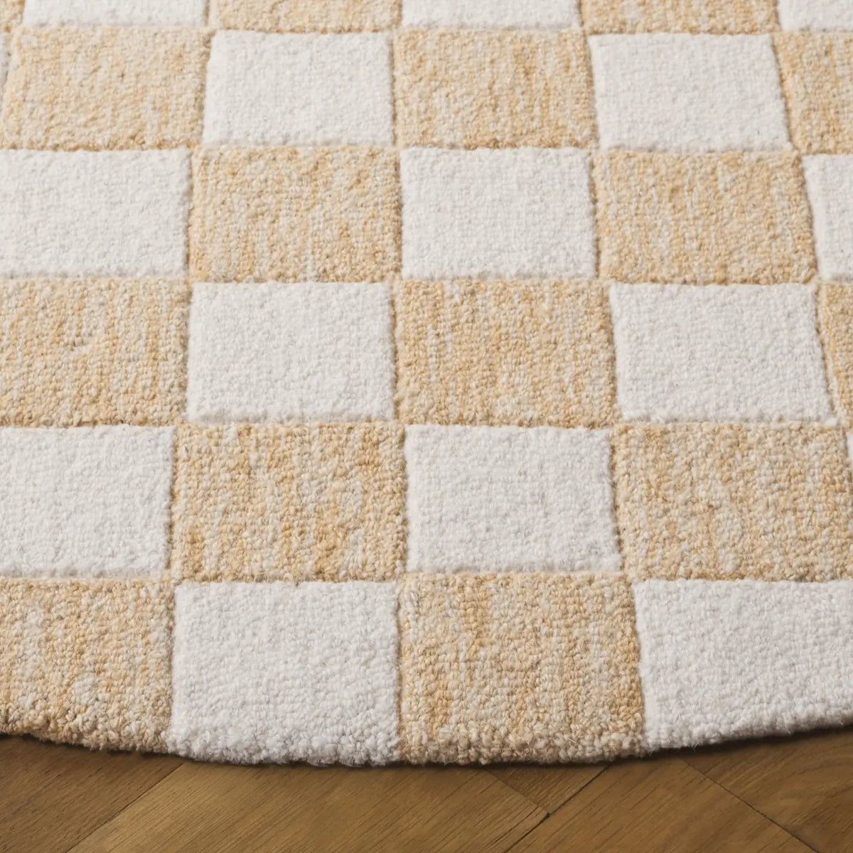 Safavieh Ebony 6'-0" x 6'-0" Rug in Gold / Ivory