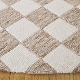Safavieh Ebony 6'-0" x 6'-0" Rug in Brown / Ivory
