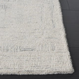Safavieh Ebony 4'-0" x 6'-0" Rug in Ivory / Grey