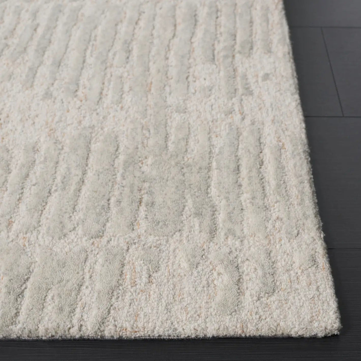 Safavieh Ebony 4'-0" x 6'-0" Rug in Rust / Grey