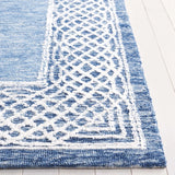 Safavieh Ebony 4'-0" x 6'-0" Rug in Blue / Ivory