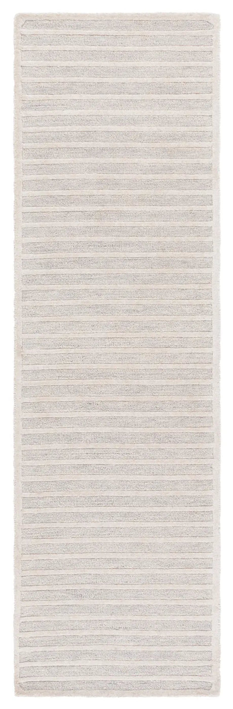 Safavieh Ebony 2'-3" x 8'-0" Rug in Silver / Ivory