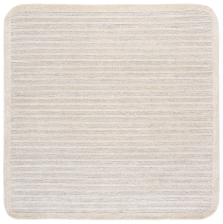 Safavieh Ebony 6'-0" x 6'-0" Rug in Silver / Ivory