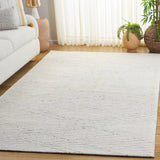 Safavieh Ebony 4'-0" x 6'-0" Rug in Ivory / Grey