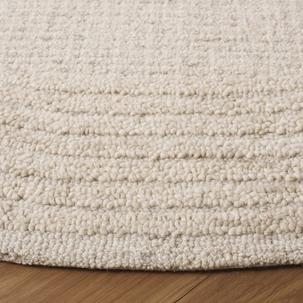 Safavieh Ebony 6'-0" x 6'-0" Rug in Ivory / Beige