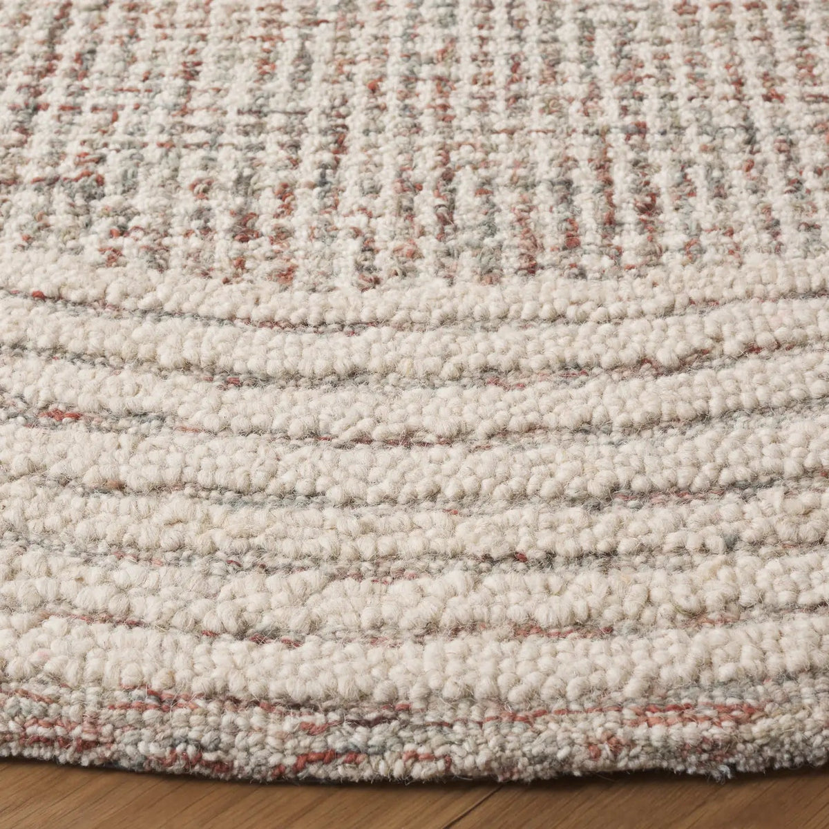 Safavieh Ebony 6'-0" x 6'-0" Rug in Ivory / Red