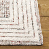 Safavieh Ebony 4'-0" x 6'-0" Rug in Ivory / Red