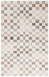 Safavieh Ebony 4'-0" x 6'-0" Rug in Natural / Beige