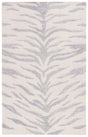 Safavieh Ebony 4'-0" x 6'-0" Rug in Grey / Ivory