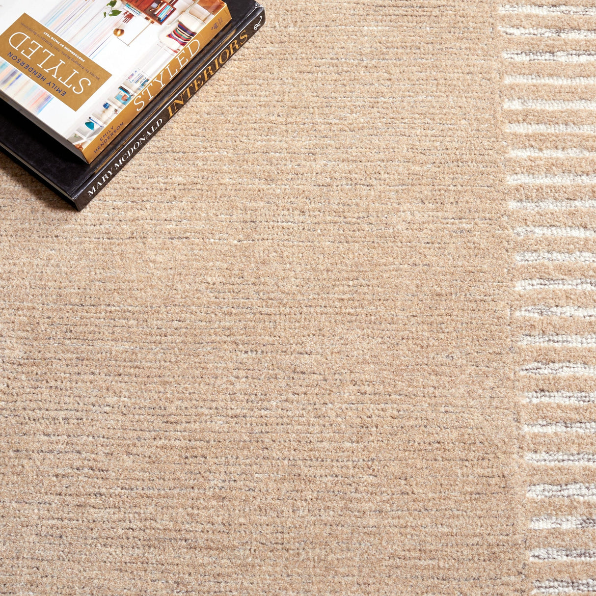 Safavieh Ebony Ebn607B Beige/Ivory Rug - Safavieh - ebn607b - 6r