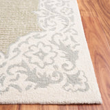 Safavieh Ebony 4'-0" x 6'-0" Rug in Beige / Green