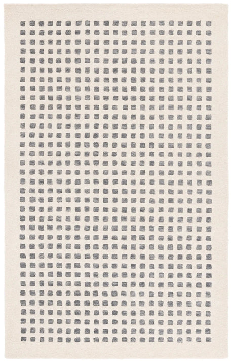 Safavieh Ebony 4'-0" x 6'-0" Rug in Ivory / Black
