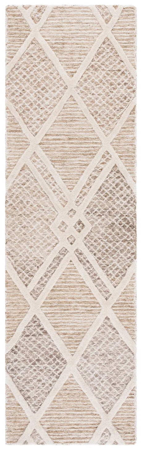 Safavieh Ebony 2'-3" x 8'-0" Rug in Beige / Ivory