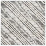 Safavieh Ebony 6'-0" x 6'-0" Rug in Grey / Ivory