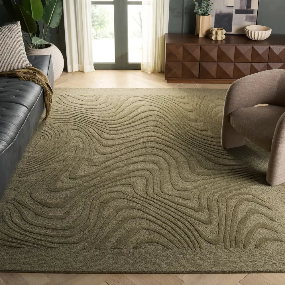 Safavieh Ebony 8'-0" x 10'-0" Rug in Green