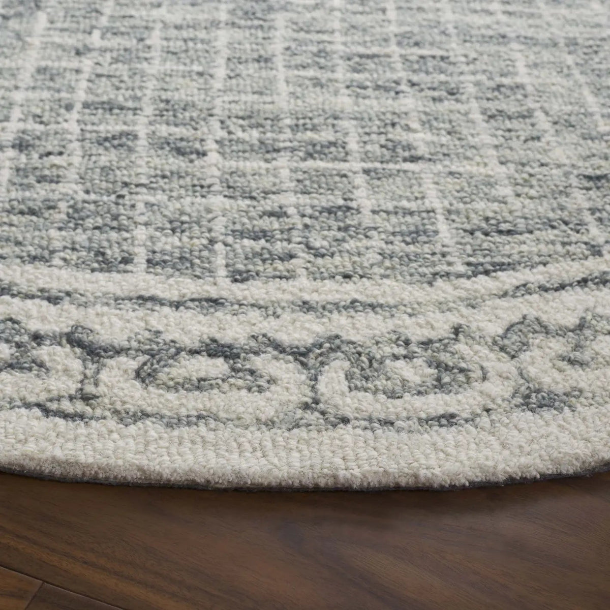 Safavieh Ebony 6'-0" x 6'-0" Rug in Grey / Ivory