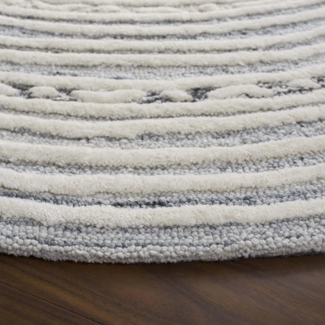 Safavieh Ebony 6'-0" x 6'-0" Rug in Ivory / Grey