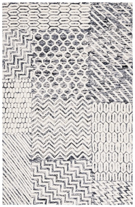 Safavieh Ebony 4'-0" x 6'-0" Rug in Ivory / Black
