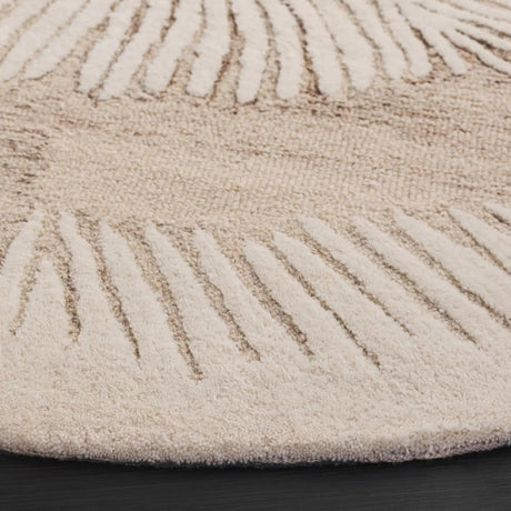 Safavieh Ebony 6'-0" x 6'-0" Rug in Ivory / Brown
