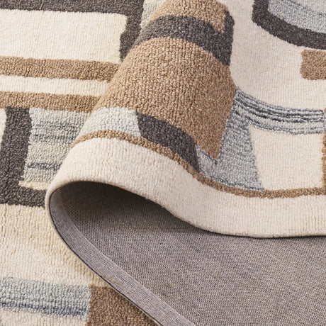 Safavieh Ebony 4'-0" x 6'-0" Rug in Ivory / Brown