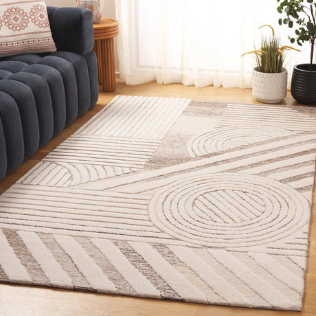 Safavieh Ebony 4'-0" x 6'-0" Rug in Ivory / Brown