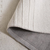 Safavieh Ebony 4'-0" x 6'-0" Rug in Ivory