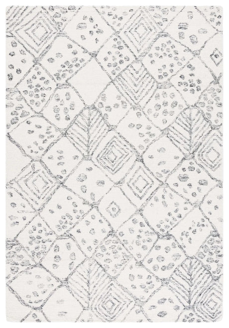 Safavieh Ebony 4'-0" x 6'-0" Rug in Ivory / Grey