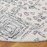 Safavieh Ebony 6'-0" x 6'-0" Rug in Ivory / Grey