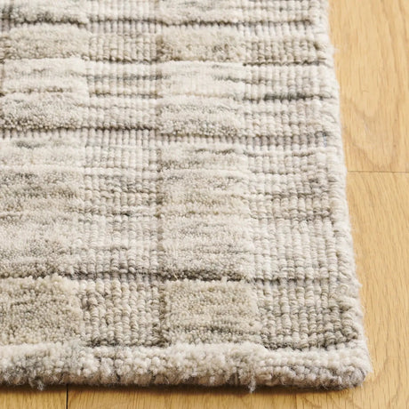 Safavieh Element 4'-0" x 6'-0" Rug in Grey
