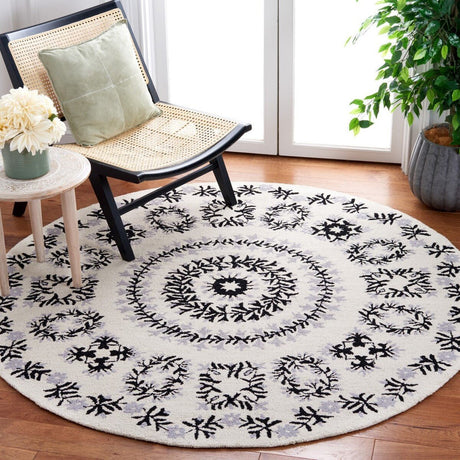 Safavieh Empire Em826A Ivory/Black Rug - Safavieh - em826a - 6r