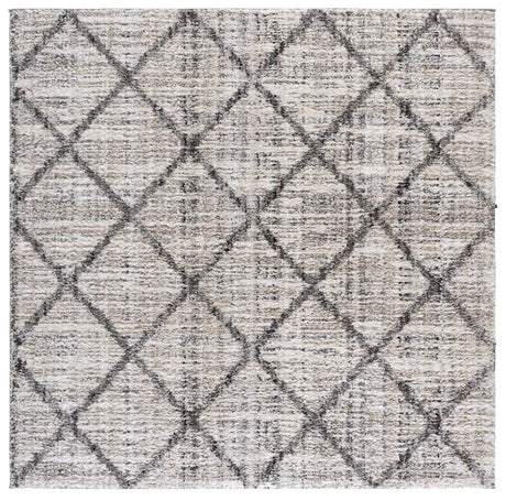 Safavieh Everett Shag 6'-7" x 6'-7" Rug in Ivory / Grey
