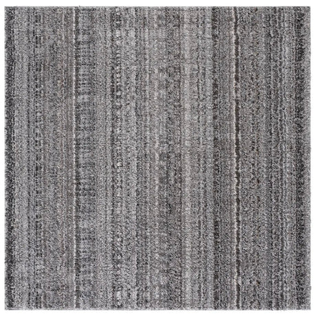 Safavieh Everett Shag 6'-7" x 6'-7" Rug in Grey / Beige
