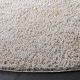 Safavieh Everett Shag 6'-7" x 6'-7" Rug in Ivory