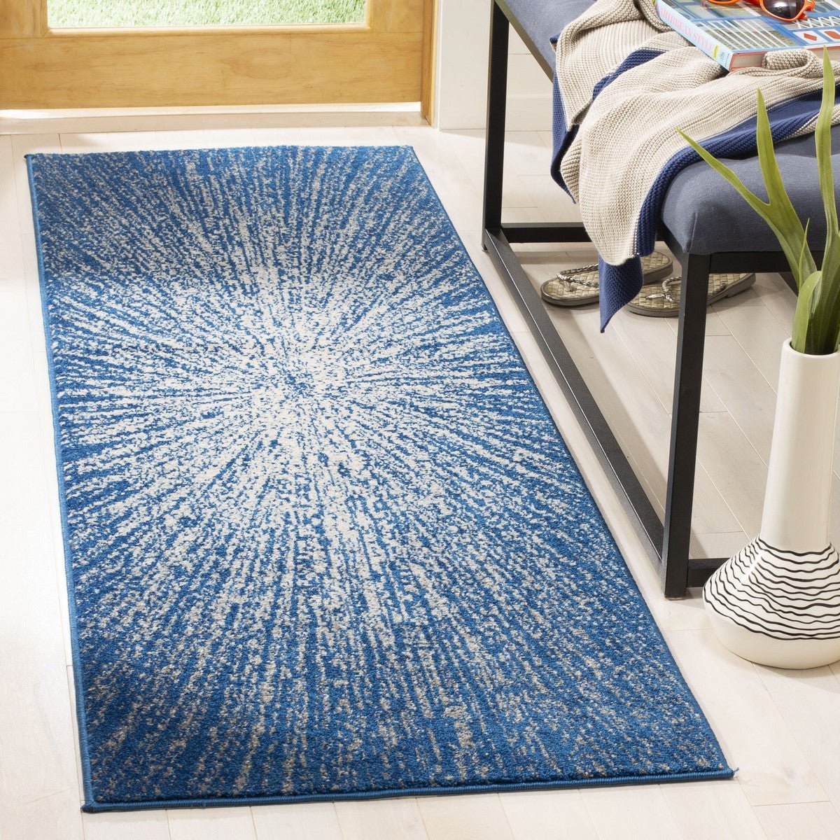 Safavieh Evoke Evk228N Navy/Ivory Rug - evk228n-5sq
