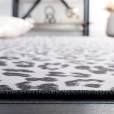 Safavieh Faux Hide Fah505A Ivory/Black Rug - Safavieh - fah505a - 3