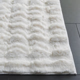 Safavieh Faux Rabbit Bubble 100 5'-0" x 7'-0" Rug in Ivory