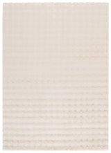 Safavieh Faux Rabbit Bubble 100 5'-0" x 7'-0" Rug in Beige