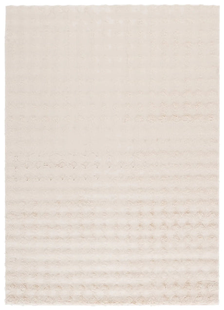 Safavieh Faux Rabbit Bubble 100 5'-0" x 7'-0" Rug in Beige