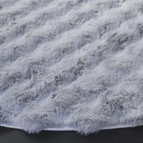 Safavieh Faux Rabbit Bubble 100 6'-0" x 6'-0" Rug in Grey