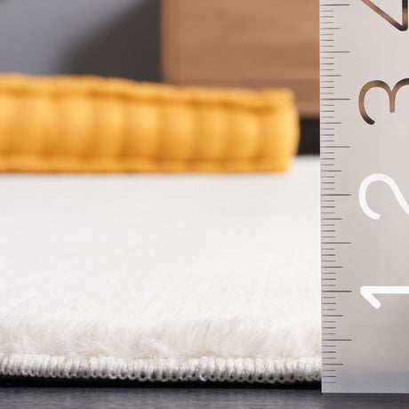 Safavieh Faux Rabbit Fur Frf100B Beige Rug - Safavieh - frf100b - 2
