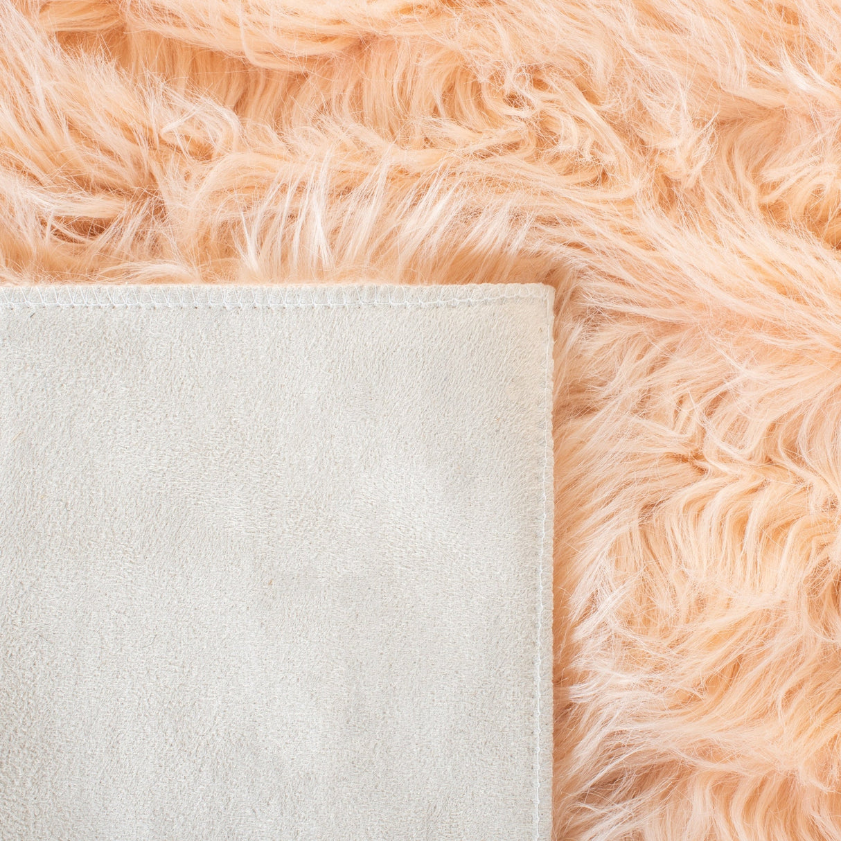 Safavieh Faux Sheep Skin Fss235U Light Pink Rug - Safavieh - fss235u - 6r