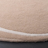 Safavieh Fifth Avenue 6'-0" x 6'-0" Rug in Beige / Ivory