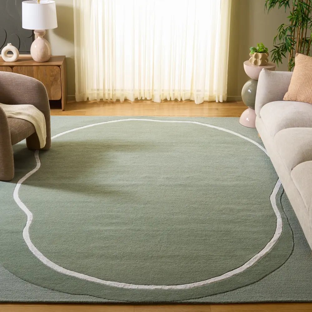 Safavieh Fifth Avenue 8'-0" x 10'-0" Rug in Sage Green / Ivory